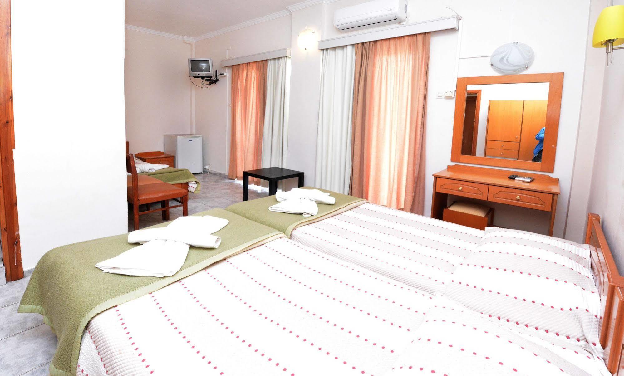 Veroniki Hotel คอสทาวน์ ภายนอก รูปภาพ